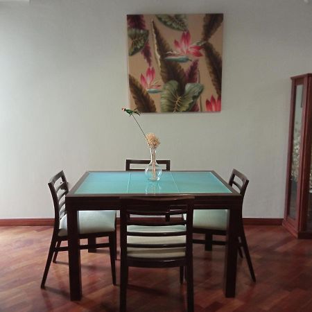 Apartamento La Almena 1 Junto A Plaza Mayor,2 Habitaciones, Parking Gratuito Caceres Exterior photo