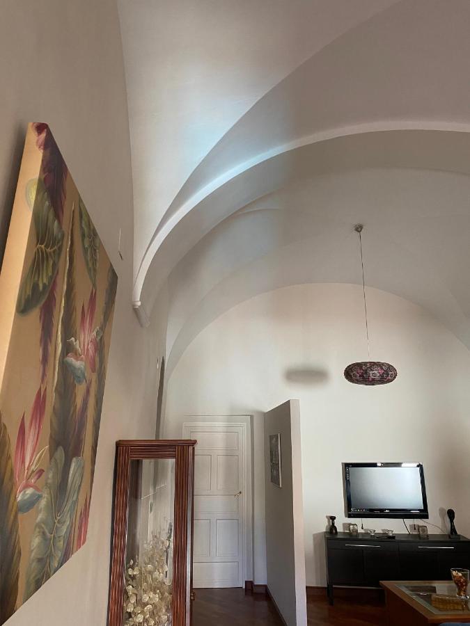 Apartamento La Almena 1 Junto A Plaza Mayor,2 Habitaciones, Parking Gratuito Caceres Exterior photo