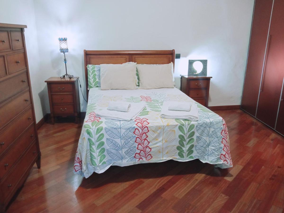 Apartamento La Almena 1 Junto A Plaza Mayor,2 Habitaciones, Parking Gratuito Caceres Exterior photo