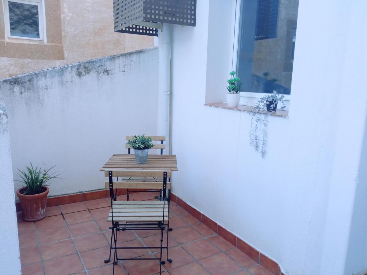 Apartamento La Almena 1 Junto A Plaza Mayor,2 Habitaciones, Parking Gratuito Caceres Exterior photo